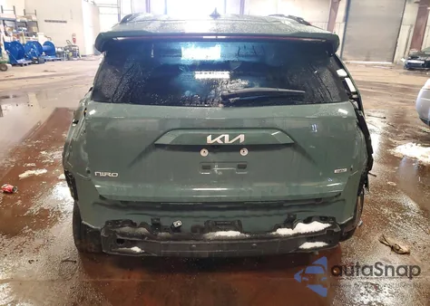 2023 Kia Niro Ex z USA, uszkodzony, nr VIN KNDCR3LE6P5117686